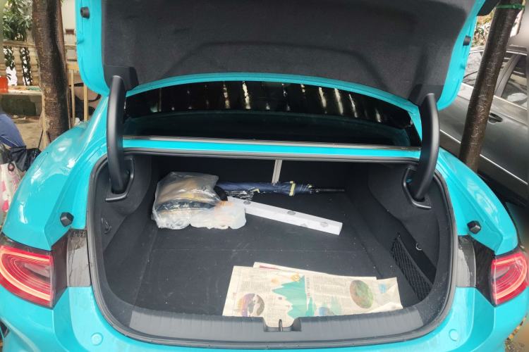 Used Xiaomi Auto SU7 2024 Rear-Drive Long-Range Intelligent Driving Version
