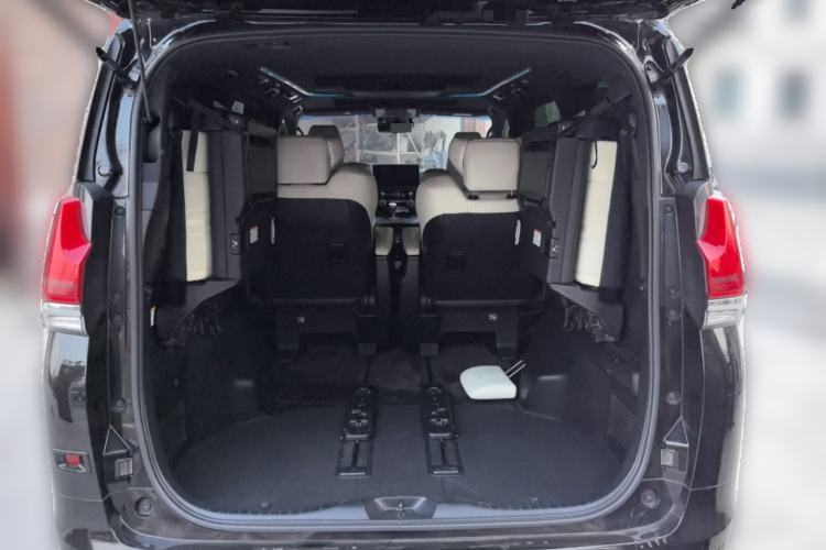 Used Lexus LM 2020 300h Seven-Seat Elegant Edition