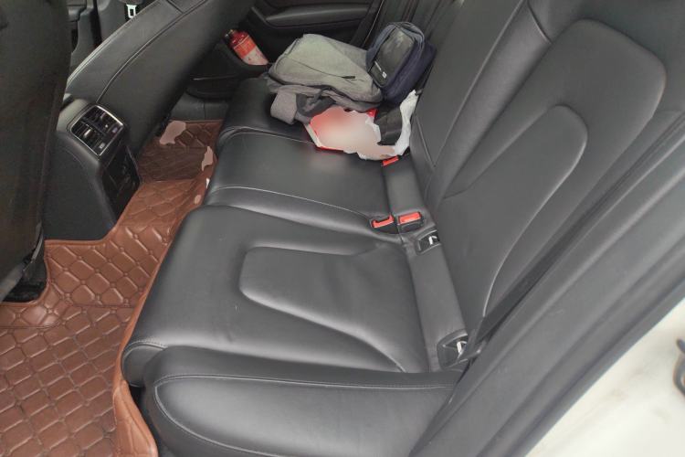 Used Audi A4L 2015 35 TFSI Automatic Comfort Model Left Rear Seat