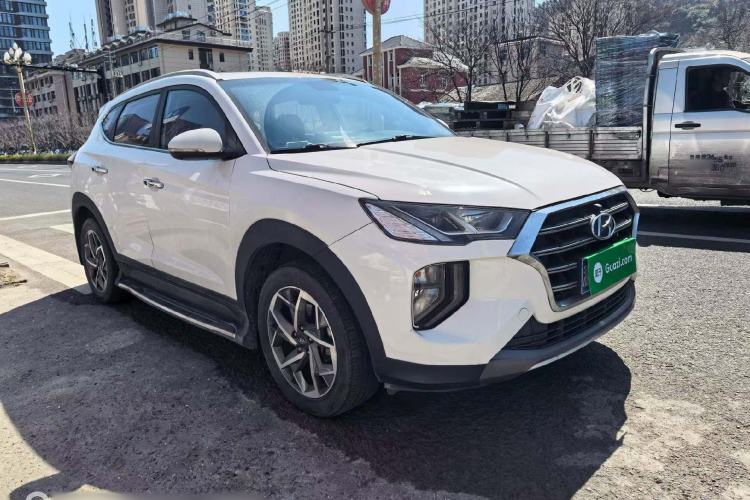 Used Hyundai Tucson 2019 280TGDi Dual-Clutch Two-Wheel Drive Smart Connect Version China VI Front Right 45 Deg