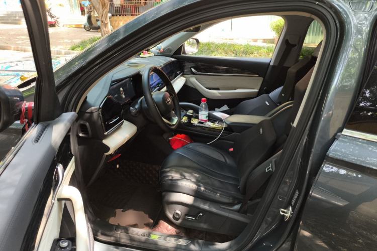 Used Geely Auto Monjaro L 2023 2.0TD High-Power Automatic Two-Wheel Drive Flagship Version
