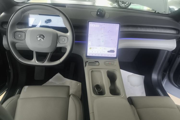 Used Nio ES6 2024 75 kWh
