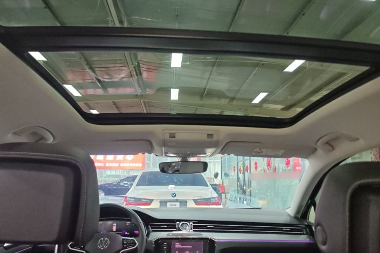 Used Volkswagen Magotan 2023 2 Million Units Limited Edition 330TSI DSG Leading Version
