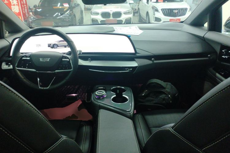 Used Cadillac OPTIQ 2024 Standard Range Version
