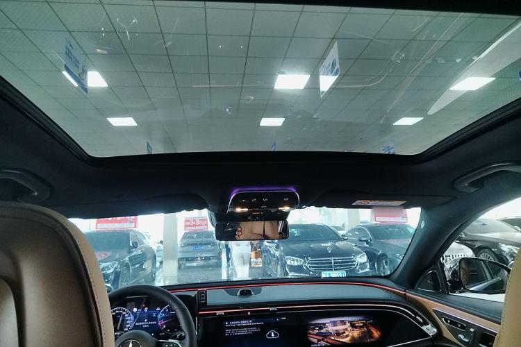 Used Mercedes-Benz E-Class 2024 E 300 L Luxury Model Headliner