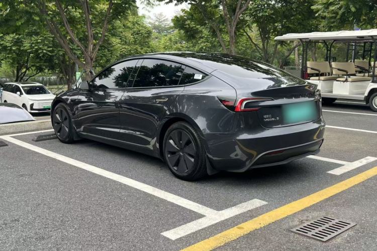 Used Tesla Model 3 2023 Rear-Wheel-Drive Version
