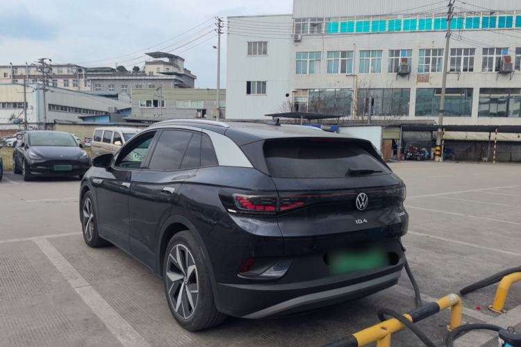 Used Volkswagen ID.4 CROZZ 2021 Long-Range PRO Two-Wheel Drive Version