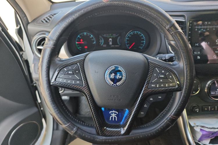 Used BYD Song New Energy 2017 Song DM 1.5TID All-Wheel Drive Luxury Model
