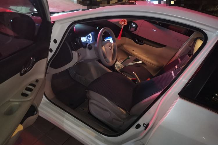 Used Nissan Tiida 2011 1.6L Manual Smart Version