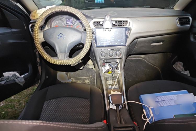 Used Citroen Elysee 2017 1.6L Automatic Fashion Model Center Console