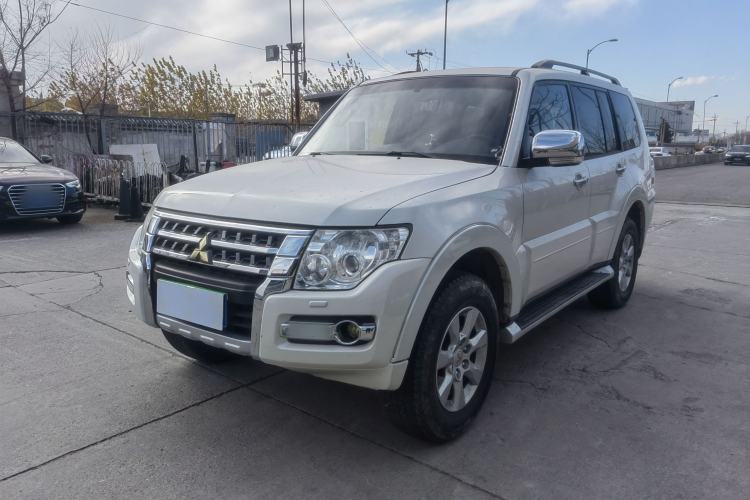 Used Mitsubishi Pajero 2014 3.0L Elite Upgrade Edition