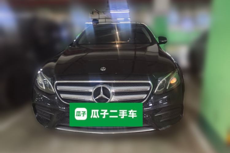 Used Mercedes-Benz E-Class 2018 E 300 L Sporty and Stylish Model