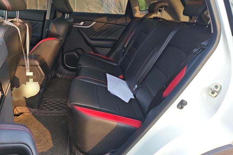 Used Venucia T60 2020 1.6L Manual Smart Vision Version China VI Standard
