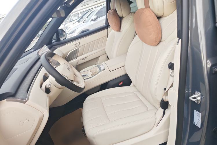 Used ONVO Luxeed L90 2025 Model—Max Six-Seater Version