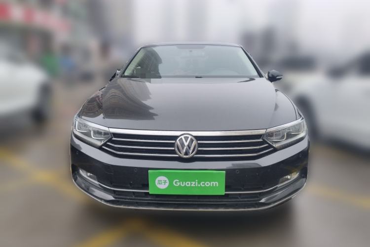 Used Volkswagen Magotan 2019 330TSI DSG Leading Edition China V Standard
