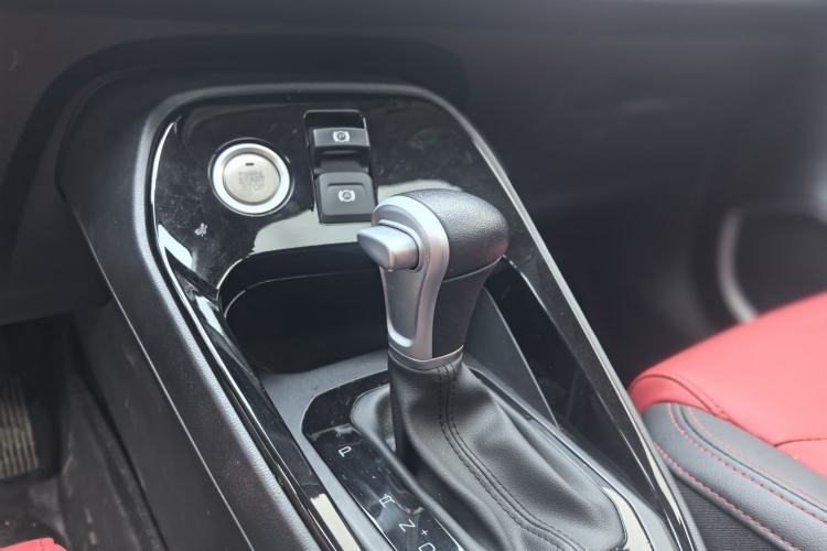 Used Haval H2s 2018 Blue Label 1.5T Dual-Clutch Fashion Edition