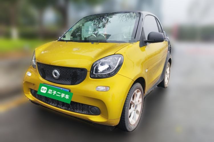 Used smart fortwo 2015 1.0L 52 kW hardtop Dynamic version