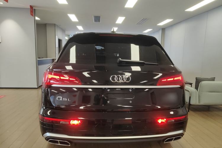 Used Audi Q5L 2025 quattro 45th Anniversary Edition 40 TFSI Sporty and Dynamic Model