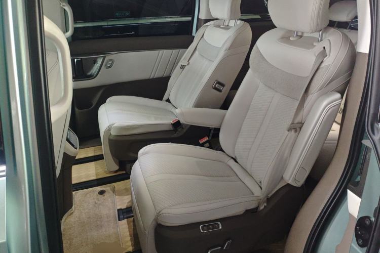 Used SAIC MAXUS Dajia 7 2024 605 km Extended Range Highland Version Six-Seater