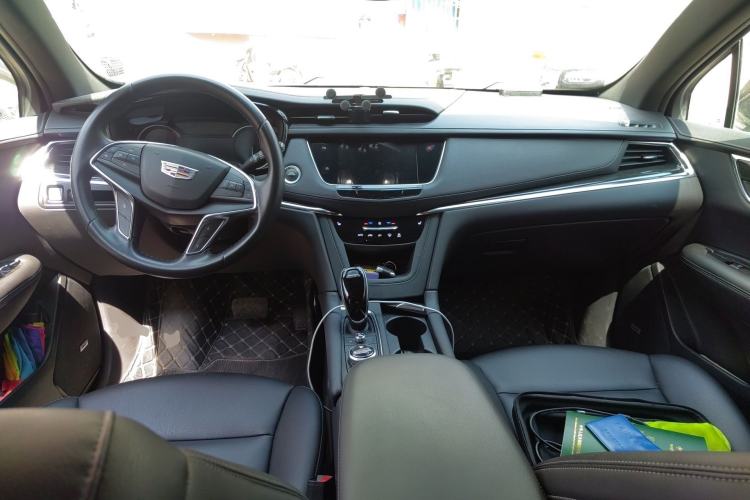 Used Cadillac XT5 2021 28T Luxury Model