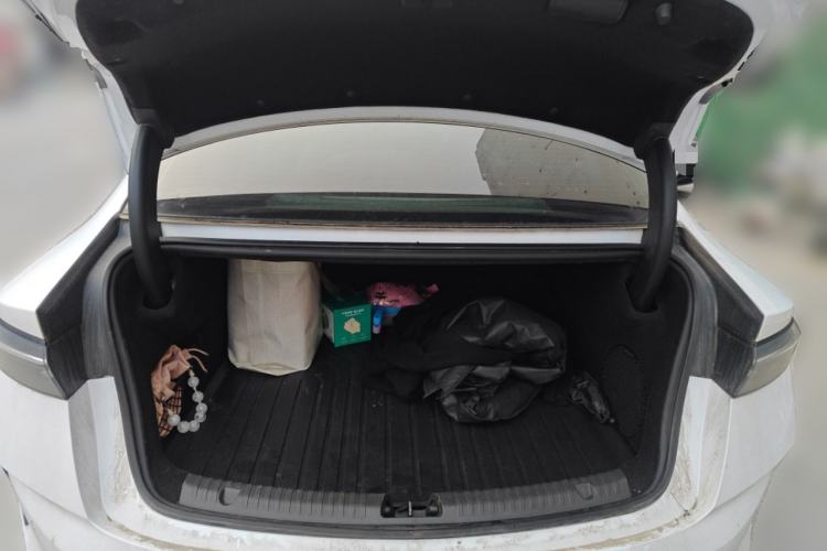 Used BYD Seal 2022 550 km Standard Range Rear-Wheel Drive Prestige Version
