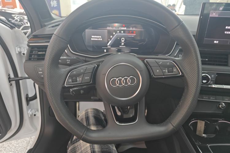 Used Audi A4L 2024 40 TFSI Luxury Dynamic Edition (Starry Night Version)