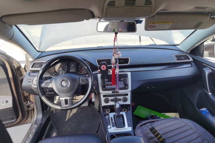 Used Volkswagen Magotan 2015 Facelift 1.8TSI Luxury Model
