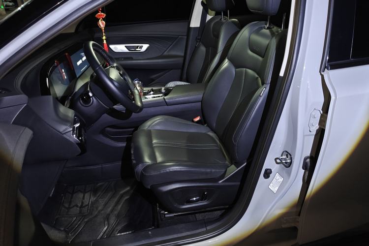 Used Dongfeng Aeolus Huge 2022 Mach Dual-Motor 1.5T MHD Dare-to-Dream Edition