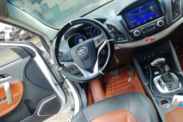 Used JAC Group Refine S5 2014 2.0T Automatic Luxury Edition