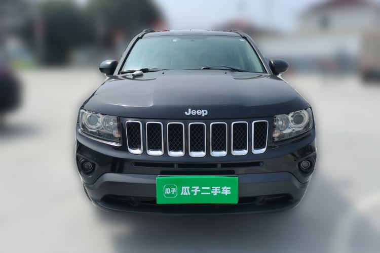 Used Jeep Compass 2015 2.0L two-wheel drive sport version