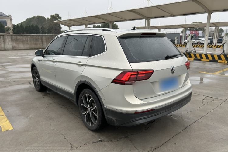 Used Volkswagen Tiguan L 2017 330TSI Automatic Two-Wheel Drive Flagship Edition
