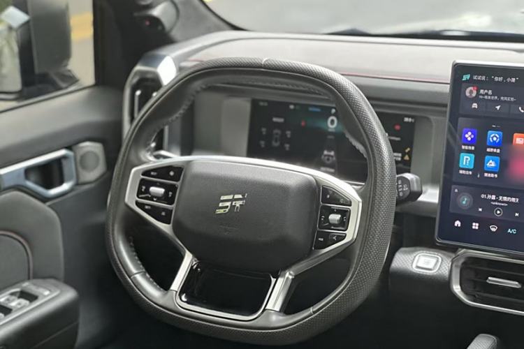 Used JETOUR Traveler 2023 2.0T All-Wheel Drive CrossPRO+