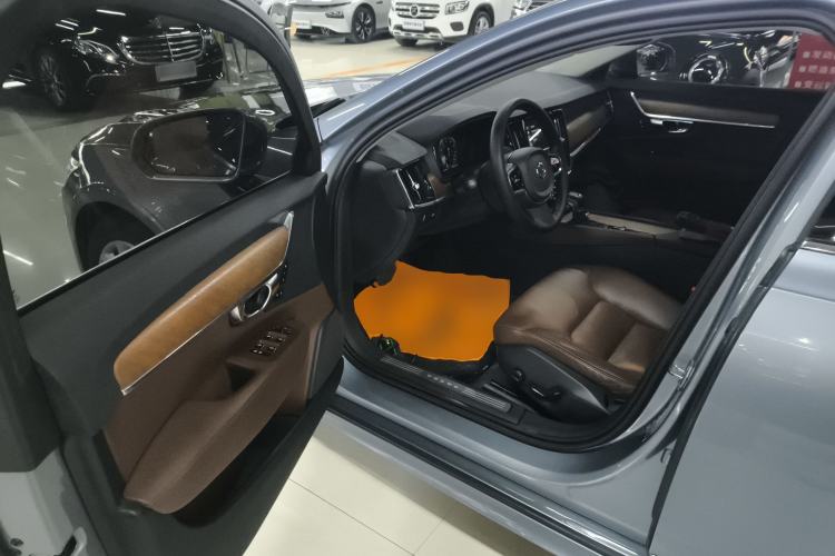 Used Volvo S90 2020 T5 Zhiyi Luxury Edition