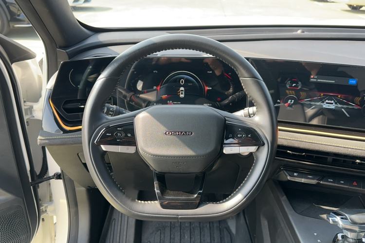 Used CHANGAN OSHAN X5 PLUS 2023 Revised 1.5T DCT Pioneer Edition Steering Wheel