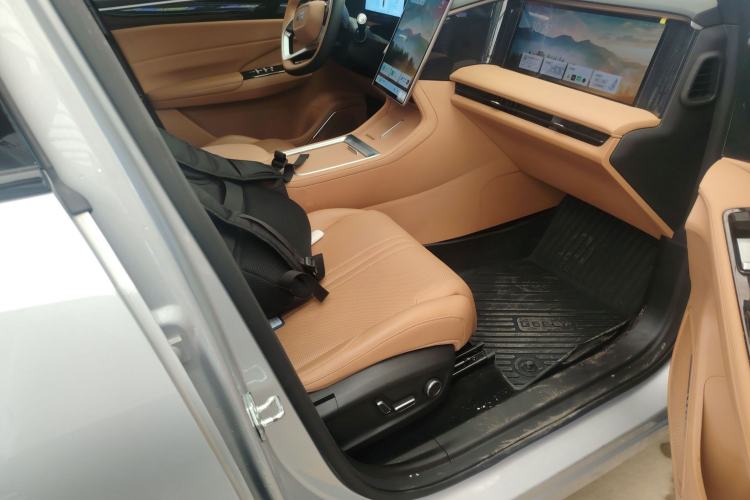 Used Geely Galaxy L7 2025 EM-i 115km Exploration+ Edition