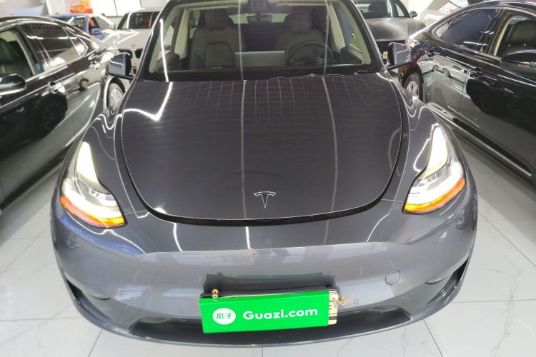 Used Tesla Model Y 2021 Long-Range All-Wheel-Drive Version
