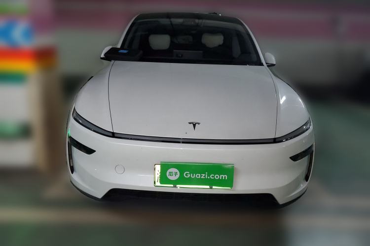 Used Tesla Model Y 2025 Rear-Wheel-Drive Version
