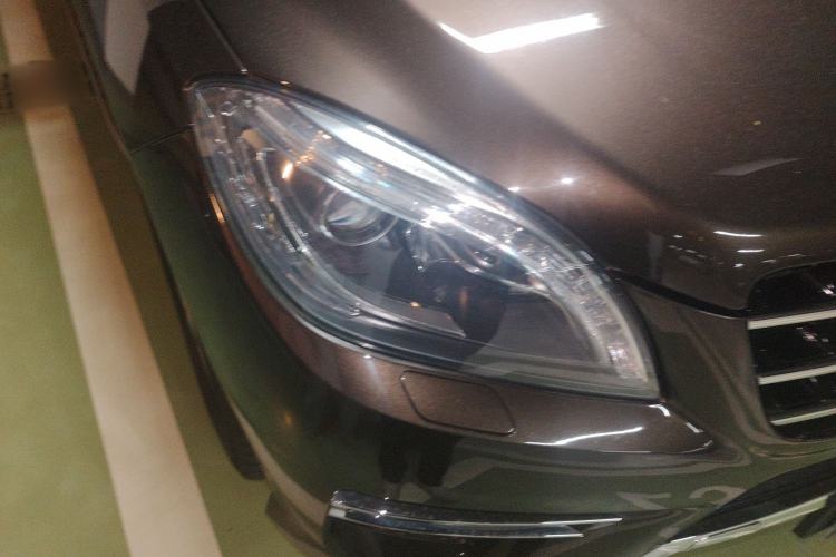 Used Mercedes-Benz M-Class 2015 ML 320 4MATIC Right Front Headlight