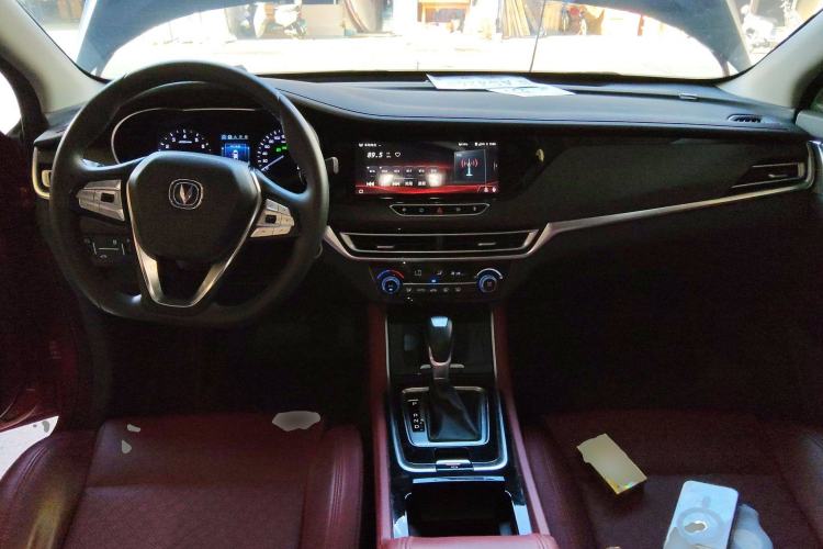 Used Changan Eado 2019 Blue Whale Edition 280T GDI DCT High-Speed Model
