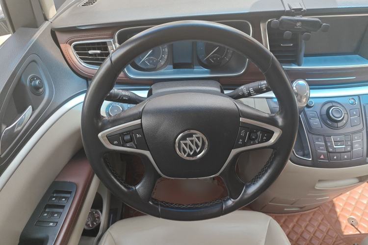 Used Buick GL8 2018 28T Prestige Version China VI Standard Steering Wheel