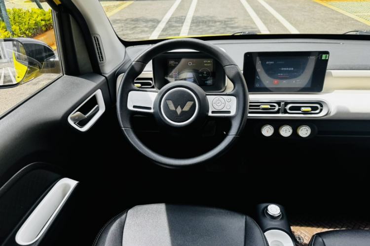 Used Wuling Hongguang MINIEV 2024 3rd Generation 215km Advanced Version