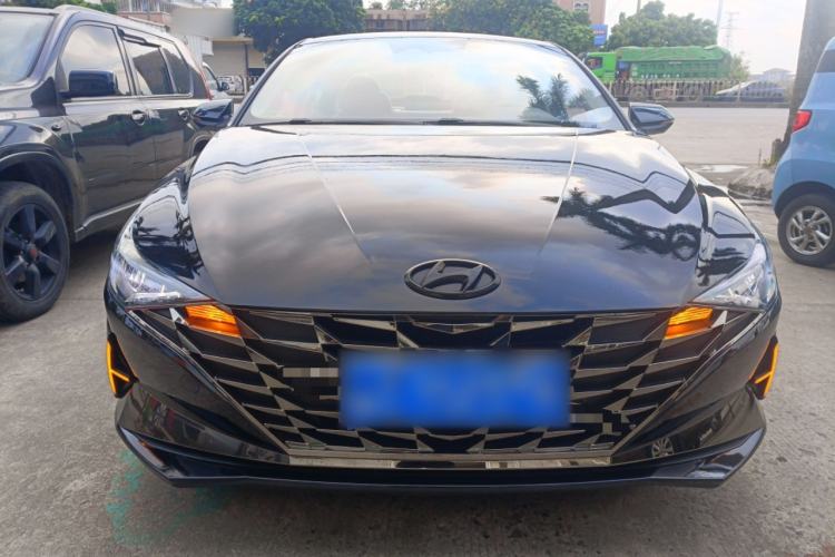 Used Hyundai Elantra 2021 1.5L CVT LUX Prestige Edition
