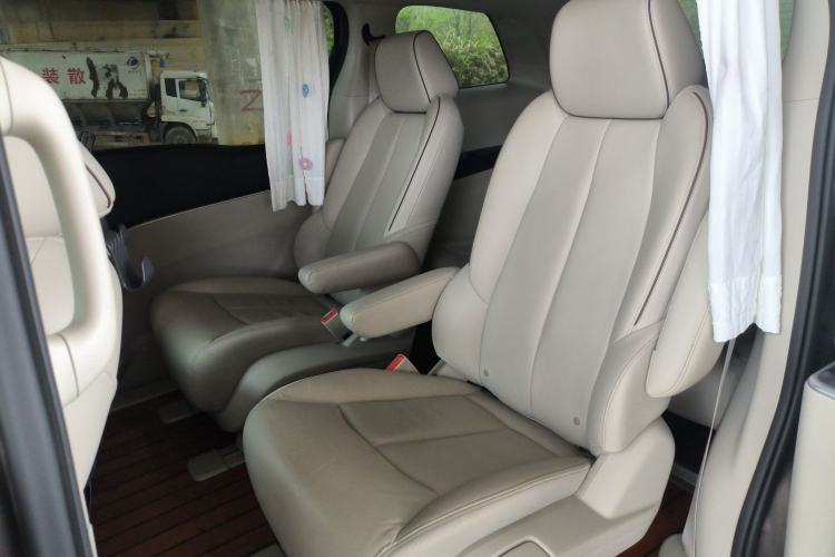 Used Buick GL8 2020 Land Business Class 652T Luxury Model Left Rear Seat