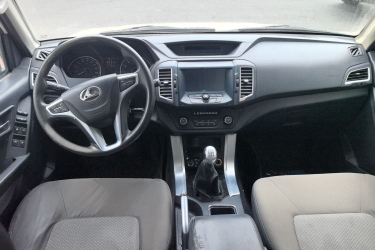 Used Leopaard Q6 2015 2.4L Manual 4x4 Excellence Edition