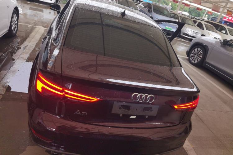 Used Audi A3 2019 Limousine 35 TFSI Fashion Edition China VI Emission Standard

