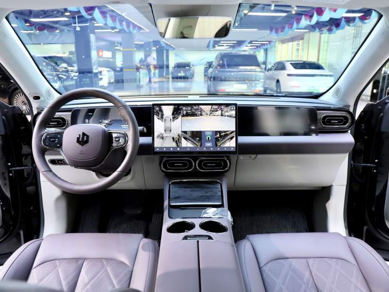 Used Leapmotor C11 2024 Range-Extended 300 Luxury Edition — 34