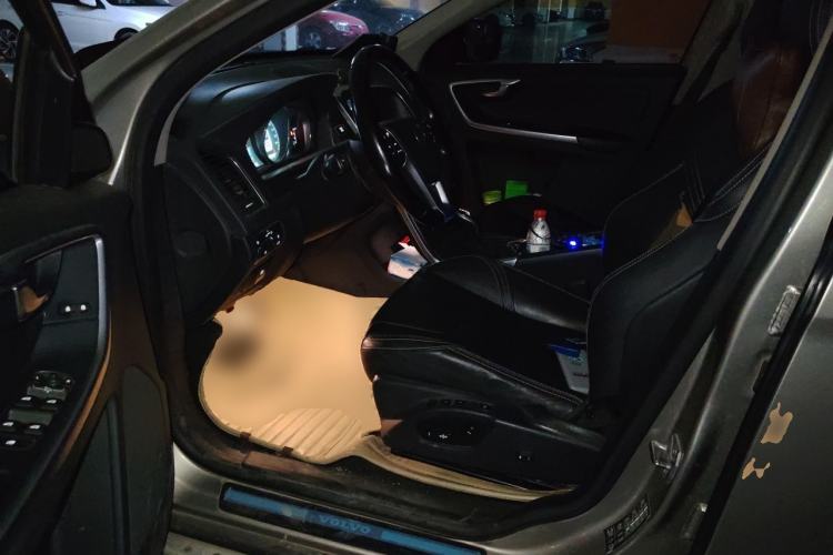 Used Volvo XC60 2015 T5 AWD Zhiyuan Edition
