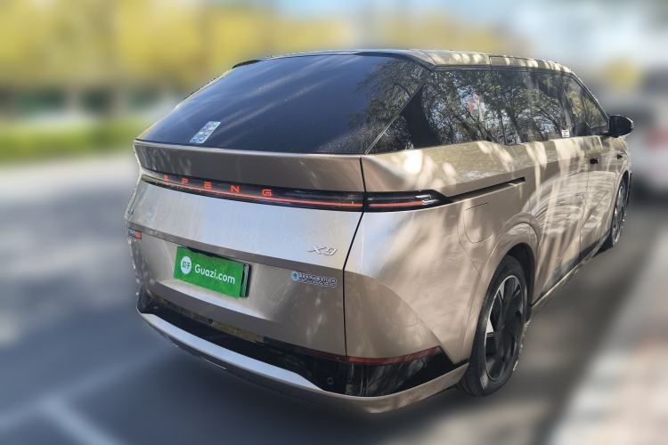 Used XPeng X9 2024 702 Ultra-Long Range Pro Rear Right 45 Deg