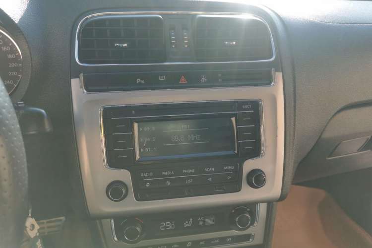 Used Volkswagen Polo 2014 1.6L Cross Polo Automatic
