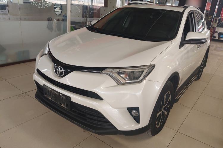 Used Toyota RAV4 2016 2.0L CVT Two-Wheel Drive Fashion Edition China V Standard